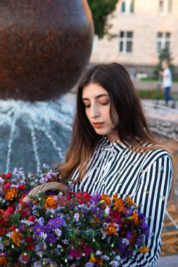 Flashmob kadınsı ve gün güzellik. Cherkasy Ukrayna 20 Eylül 2018.