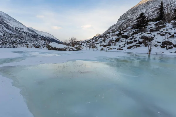 Zima Západ Slunce Ledové Království Belucha Jezera Zamrzlá Horách Při — Stock fotografie