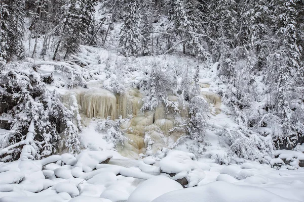 Ijs Valt Winter Zonnige Dag Oeral — Stockfoto