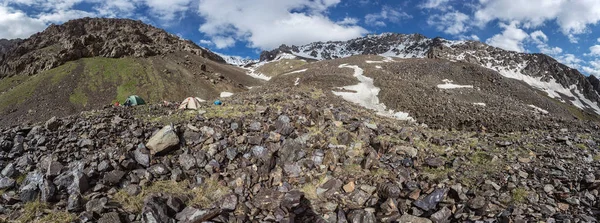 Paesaggio Invernale Con Montagne Innevate — Foto Stock