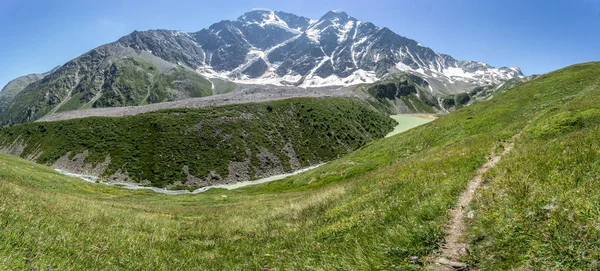 Θέα Στο Βουνό Στο Furenalp Ένγκελμπεργκ Στις Ελβετικές Άλπεις — Φωτογραφία Αρχείου
