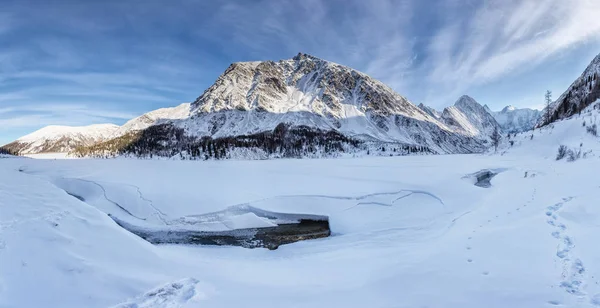 Pintoresca Vista Del Frío Río Montaña Invierno Día Soleado — Foto de Stock