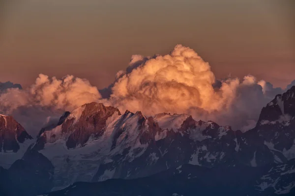 Elbrus Vagyok Fehér Hegyek Hegyvidéki Táj — Stock Fotó