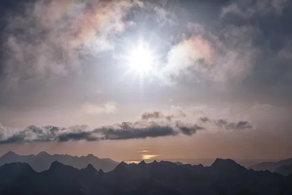 Paisagem Montesa Montanhas Picos Vales Montanha Pôr Sol Através Das — Fotografia de Stock