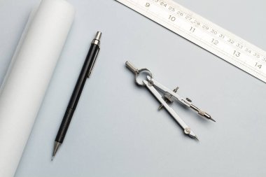 Pusula ve çizim için diğer unsurlar