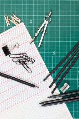 Okul çalışma elemanları