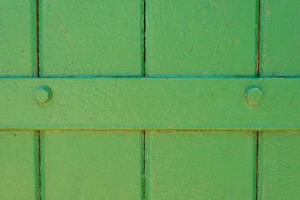 Kırık ahşap demir doku arka plan yeşil boyalı