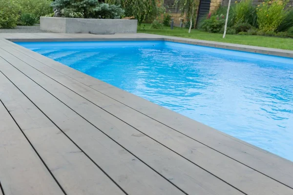 Speciale Houten Plank Rond Het Zwembad Textuur Achtergrond — Stockfoto