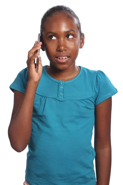 Menina da escola afro-americana falando no telefone celular Fotos De Bancos De Imagens