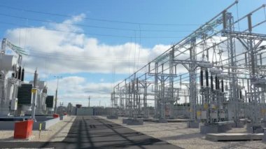 Portre siyah seramik izolatörler akım taşıyan parçalar elektrik alt istasyonlar, kapalı switchgears izole