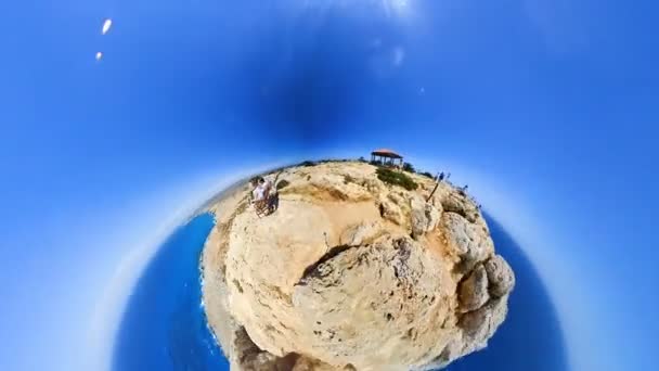 Pequeño Planeta 360 Grados Pareja Enamorada Pasa Tiempo Libre Sentado — Vídeos de Stock