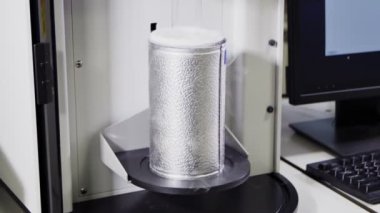 test ekipmanları üretim tesisi laboratuvarında konteyner kadar kaldırır