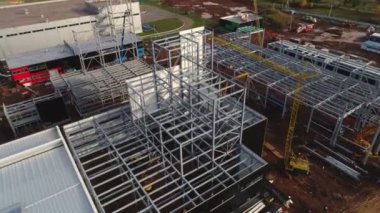 İnşaatta metal leşlerle atölye kurma