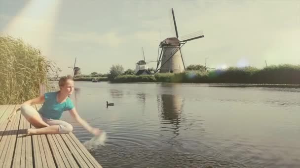 Holland Unesco Dünya Mirası Geleneksel Yel Değirmenleri — Stok video