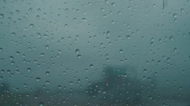 Regendruppels Het Raam Onweer Licht — Stockvideo