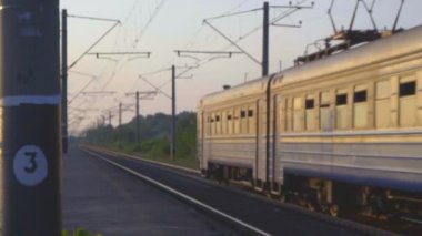 Tren yolculukları demiryolu ile