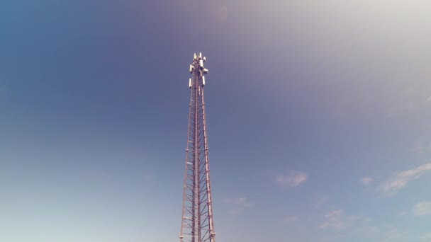 Torre Antenna Cellulare Apparecchiature Radio Ricetrasmettitore Elettronico Parte Una Rete — Video Stock