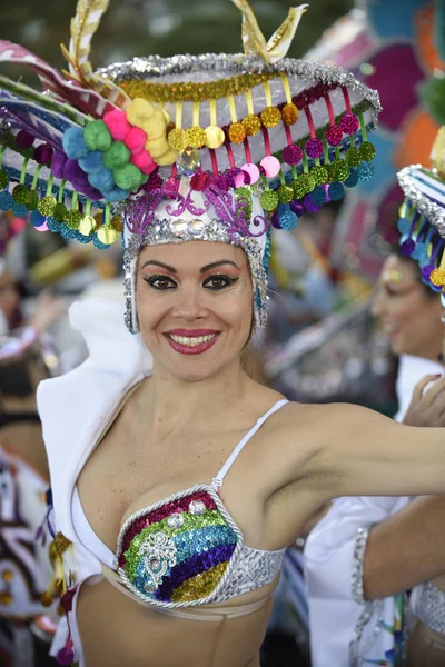 TENERIFE MARCH 05: A lot of fun at the Carnivals on the street. — Stock Photo, Image