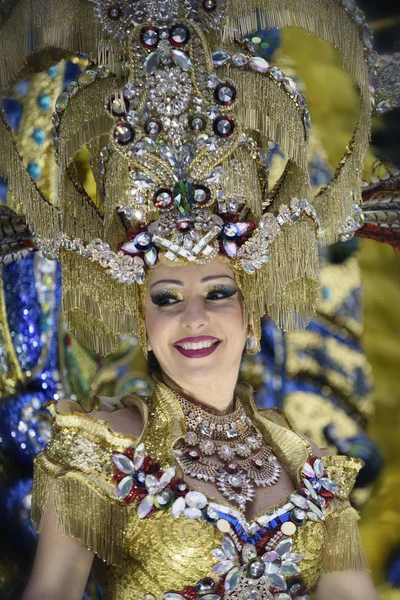 Teneriffa-Marsch 05: Viel Spaß beim Straßenkarneval. — Stockfoto