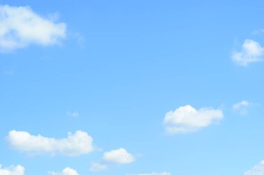 yapılabilir ve mavi gökyüzü arkaplanı