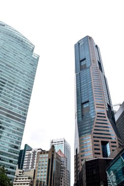 Şehirdeki modern binalar