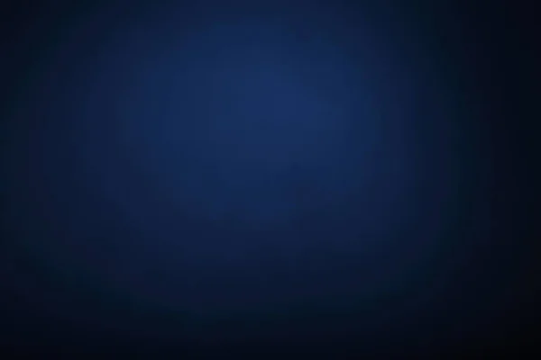 Grijs zwart blauw wazig abstracte achtergrond-de wand van de Studio wordt verlicht door een constant licht — Stockfoto