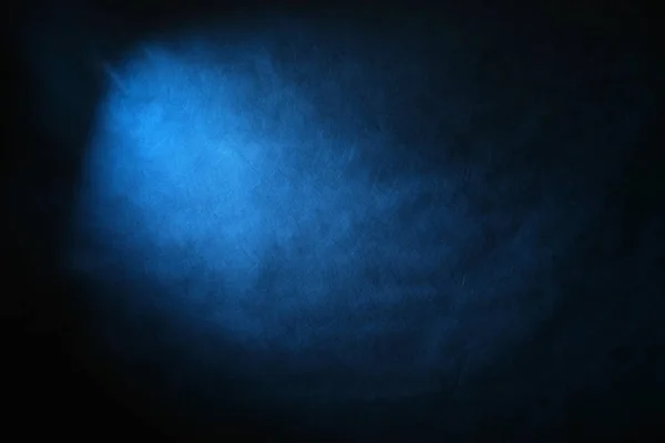 Gri siyah mavi bulanık soyut arka plan-Studio duvarı sabit bir ışık ile aydınlatılır — Stok fotoğraf