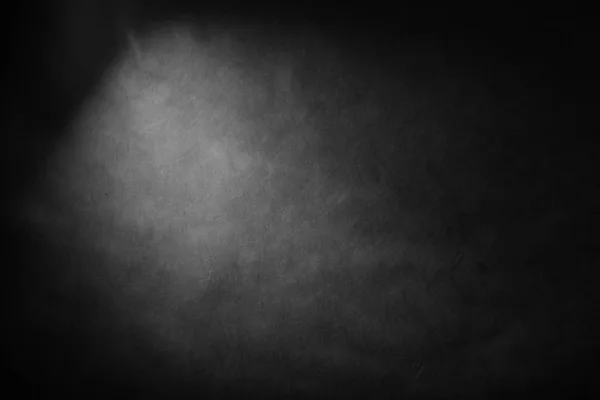 Cinza preto azul borrado abstrato fundo-a parede do estúdio é iluminado por uma luz constante — Fotografia de Stock
