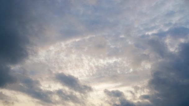 Blauwe Hemel Heeft Een Mooie Witte Bewolkte Massa Met Kopieer — Stockvideo