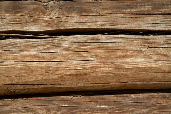 Uma Parede Feita Madeira Natural Diferentes Tamanhos Formas Log House — Fotografia de Stock