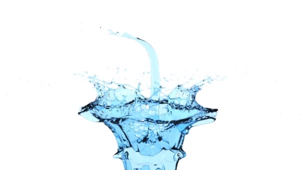 Salpicadura Agua Azul Cámara Lenta Extrema Aislada Blanco — Vídeo de stock