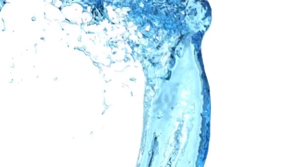 Close Van Het Spatten Van Licht Blauwe Waterstroming Geïsoleerd Witte — Stockvideo