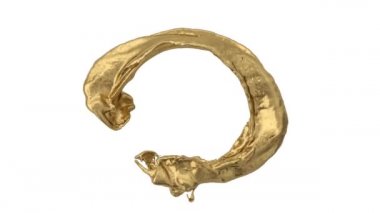 renkli su sıçraması ve yavaş hareket, beyaz arka plan akan halka