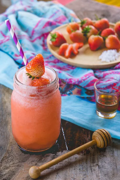 Strawberry Smoothie Juice Topping Honey Tasty Summer Wood Table Sweet — Stock Photo, Image