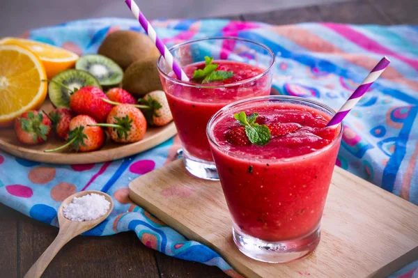 Smoothie Iogurte Morango Bebida Doce Fruto Saborosa Saúde Verão — Fotografia de Stock