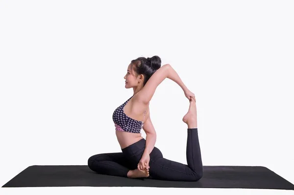 Yoga-Haltungen schaffen eine gesunde Konzentration und Form. Frau! — Stockfoto