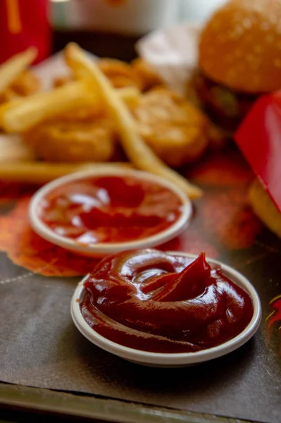 Sos Pomidorowy Frytki Fast Food Restauracji — Zdjęcie stockowe