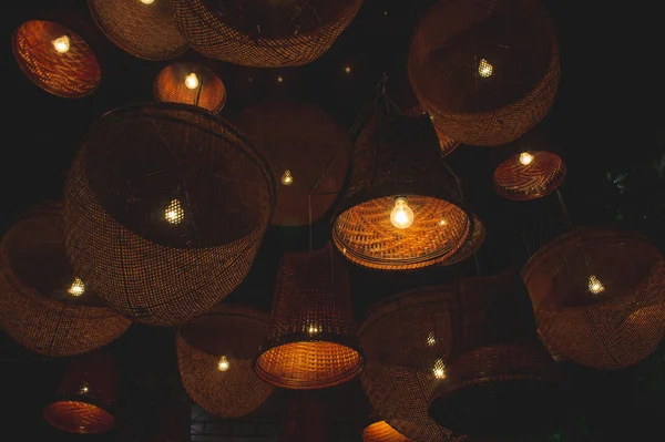 Декоративные Лампы Стиле Баскетного Декора Ночном Свете — стоковое фото