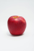 červené jablko ovoce na bílém pozadí