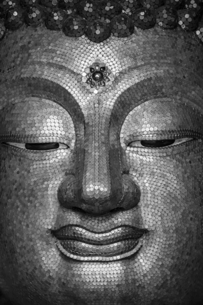 Golden Buddha image face style , hilight and shadow of buddha go — Stock Photo, Image