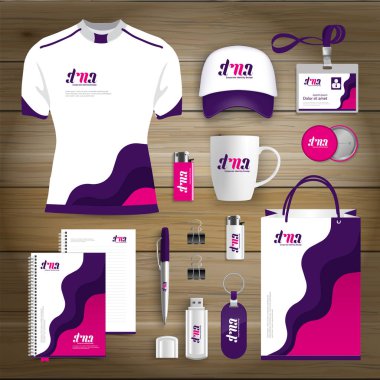 Hediye öğeleri iş kurumsal kimlik, vektör soyut renk promosyon Hatıra Eşyası tasarımı çapraz çizgiler için origami elemanları ile. bağlantı dijital teknoloji şirketi kırtasiye seti, 