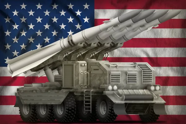战术短程弹道导弹与城市伪装在美国国旗背景 — 图库照片