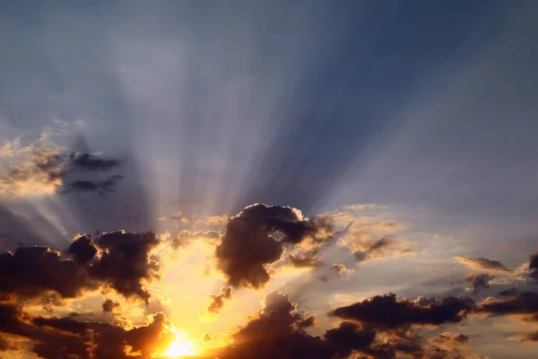 Hezké Světlé Západ Slunce Nebo Sunrise Zatažené Obloze Pro Použití — Stock fotografie