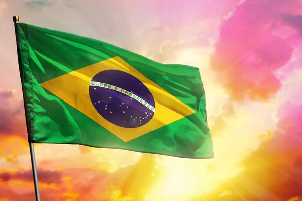 Ondeando Bandera Brasil Sobre Hermoso Colorido Fondo Atardecer Amanecer Brasil — Foto de Stock
