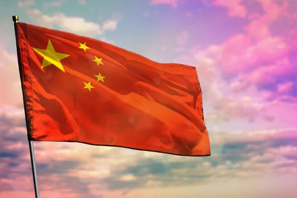 Flatternde China Flagge Auf Buntem Bewölkten Himmel Hintergrund China Blüht — Stockfoto