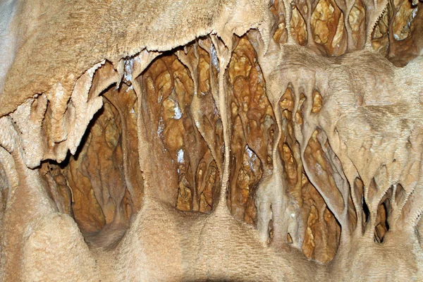 Foto Textura Natural Caverna Natural Bonito Com Paredes Marrons Formações — Fotografia de Stock