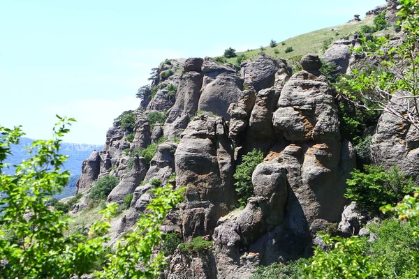 Conglomerados Piedra Las Laderas Montaña Demerji Paisaje Natural Foto — Foto de Stock