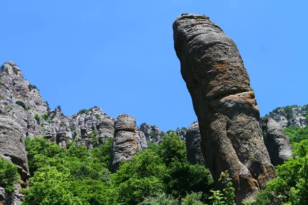 Conglomerados Piedra Las Laderas Montaña Demerji Paisaje Natural Foto — Foto de Stock