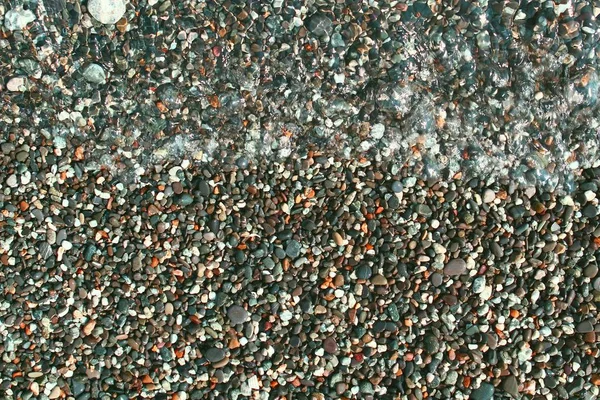 Фантастичний Блискучий Річковий Камінь Мокрий Текстурою Хвиль Абстрактний Фото Фон — стокове фото