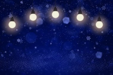 mavi sevimli parlak arka plan glitter lamba ampul ve düşen kar pul ufuk bokeh - kutlama mockup doku içerik için boş alan ile uçmak